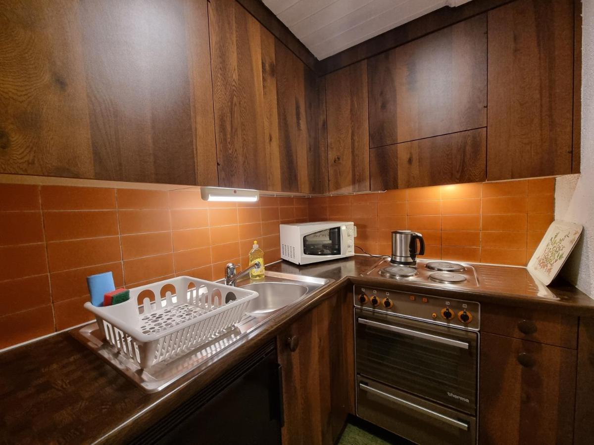 Mom - Alpine Boutique Apartments, Grindelwald Gletscher, Eiger View Terrace Studio Exterior foto