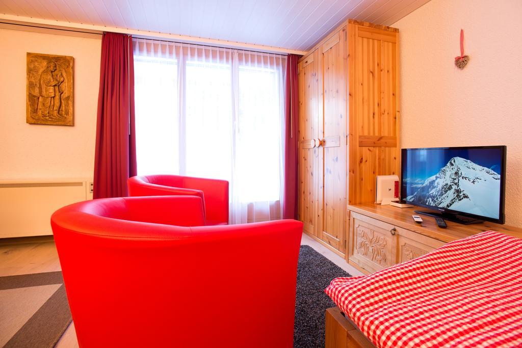 Mom - Alpine Boutique Apartments, Grindelwald Gletscher, Eiger View Terrace Studio Cameră foto
